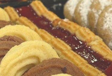 Weihnachtskekse Naturbäckerei Lagler in Klagenfurt produziert und gebacken. handwerk